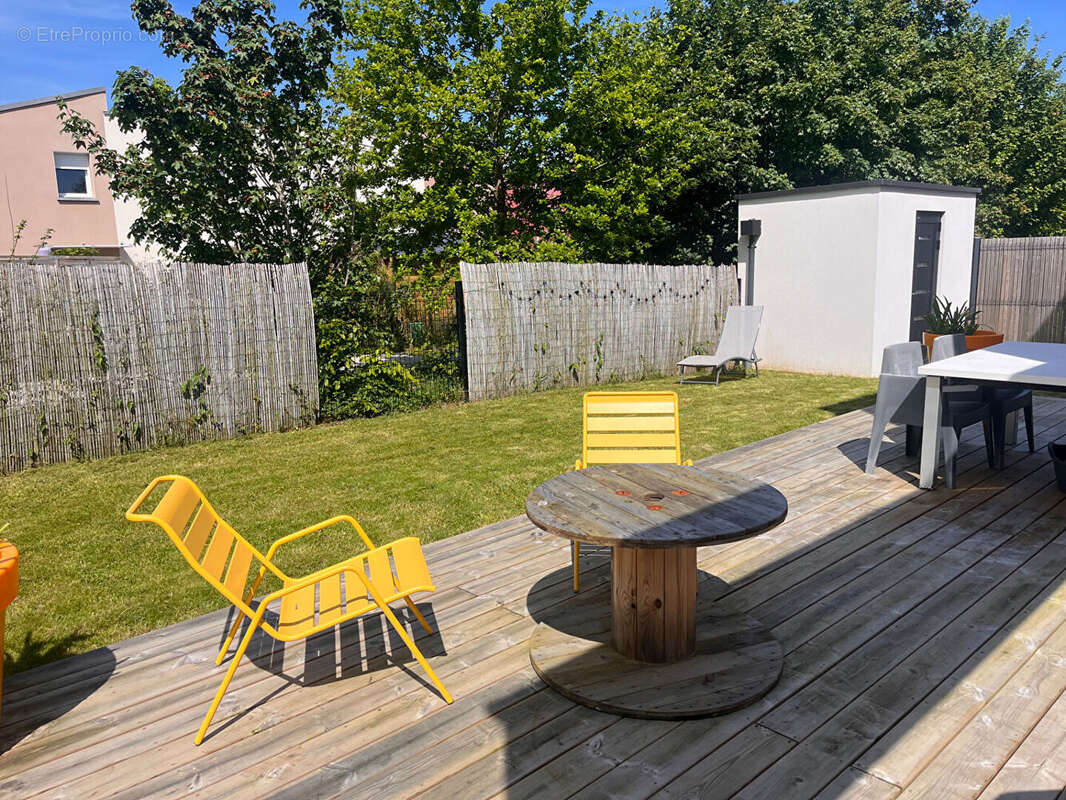 Maison à VERN-SUR-SEICHE