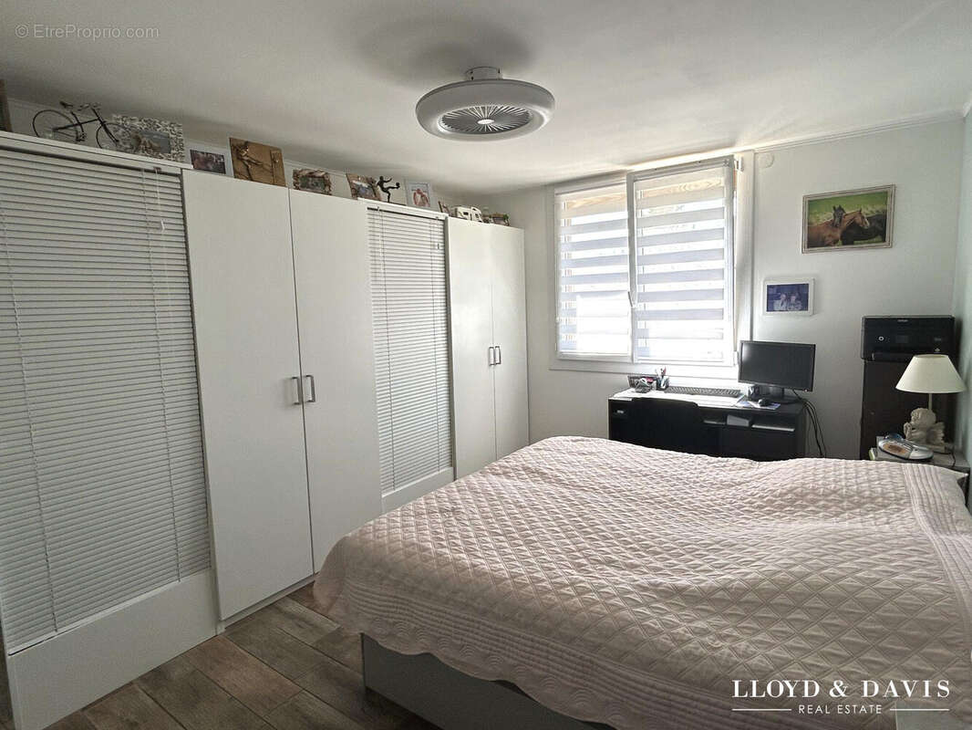 Appartement à BORMES-LES-MIMOSAS