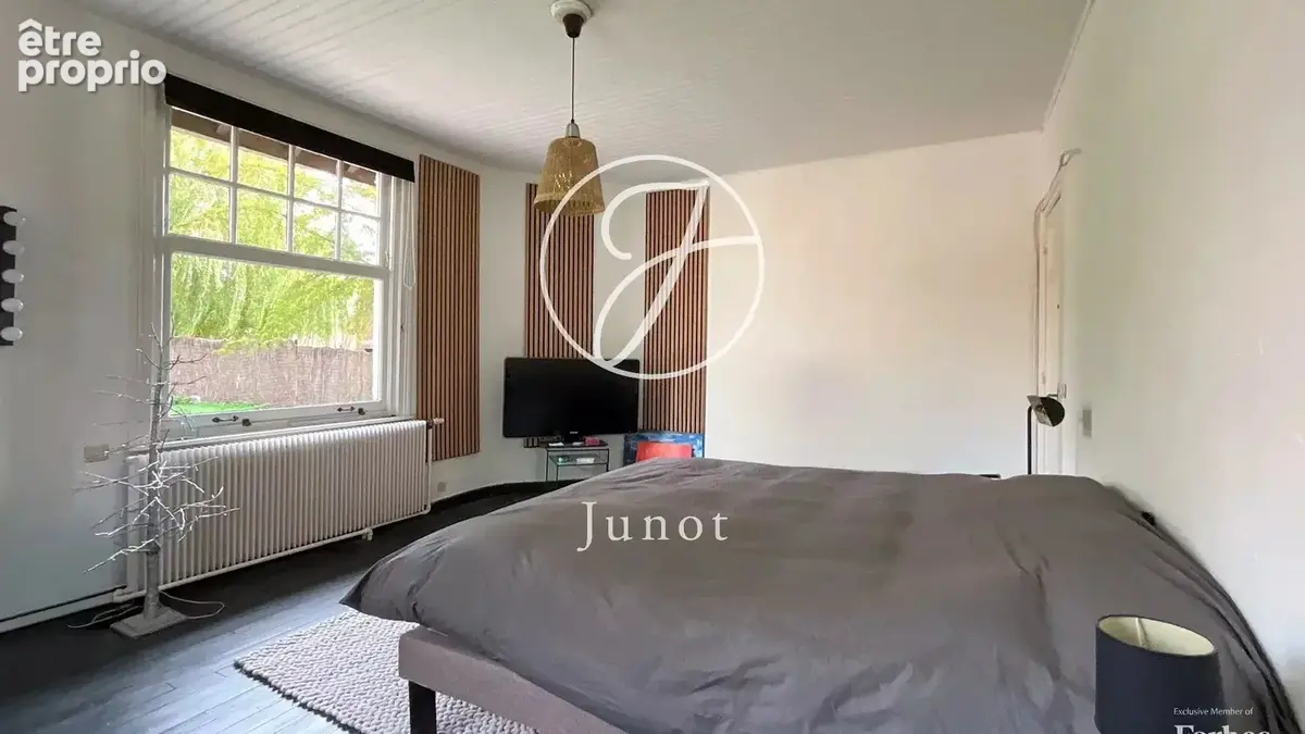 Mont d’Halluin - Demeure anglo-normande à vendre - 310 m2 - 8 pièces - Jardin - Stationnements - Sous-sol - photo 8