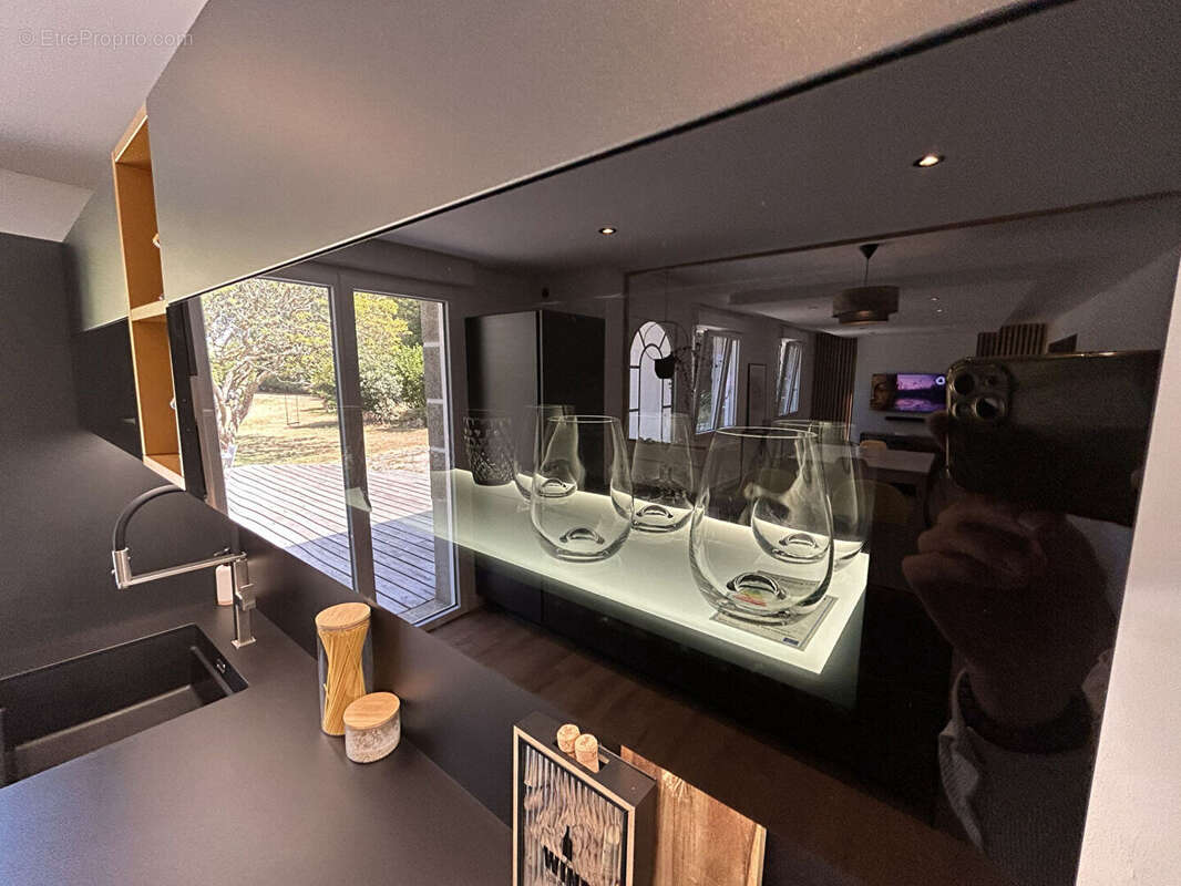 Élégante propriété familiale avec parc paysager, piscine et prestations haut de gamme - Quimper - photo 9