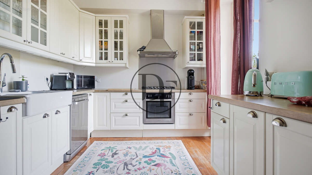Appartement à FONTAINEBLEAU