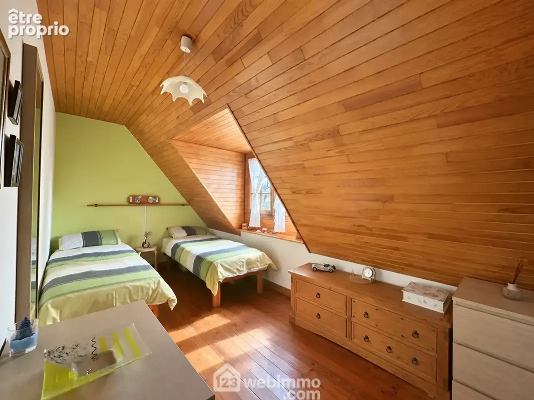 Maison 8 pièces 158 m² à vendre à Plounevez-Moedec (22810) - photo 17