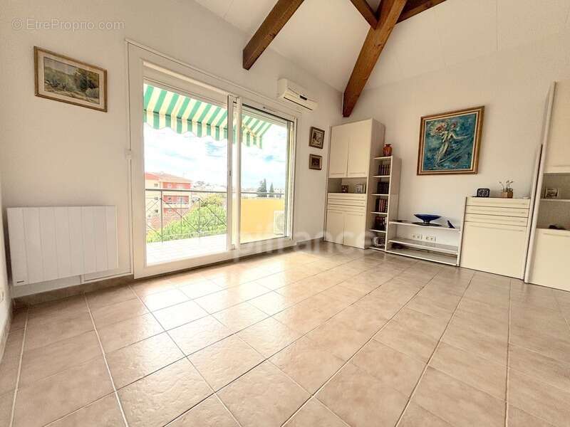 Appartement à LE CANNET