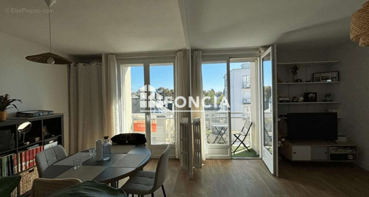 Bord de mer - Hôtel de ville - Appartement T2 vue mer - photo 4