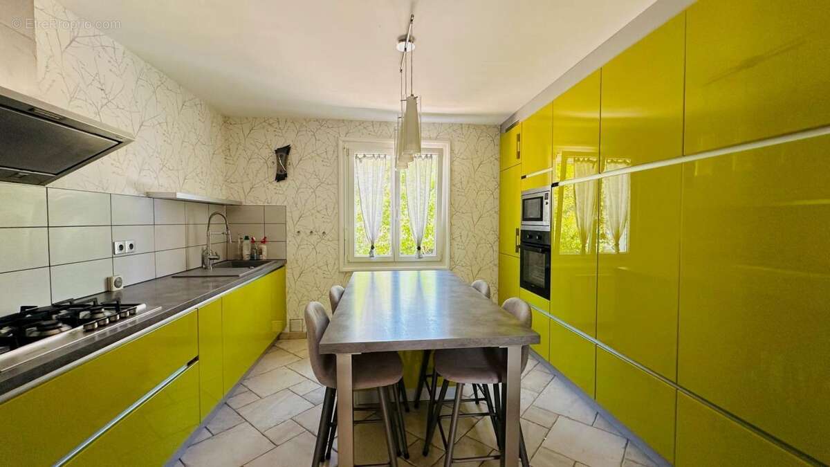 Maison à VAISON-LA-ROMAINE