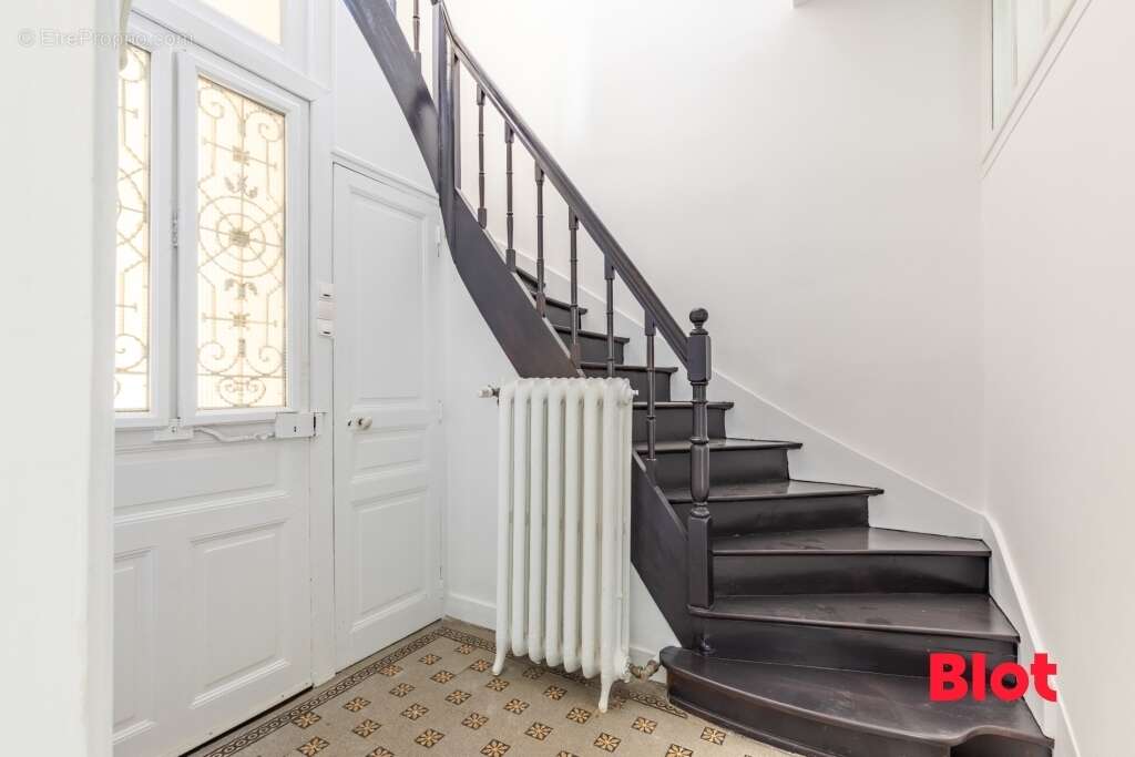 Maison 152 m² à Fougeres  - photo 6