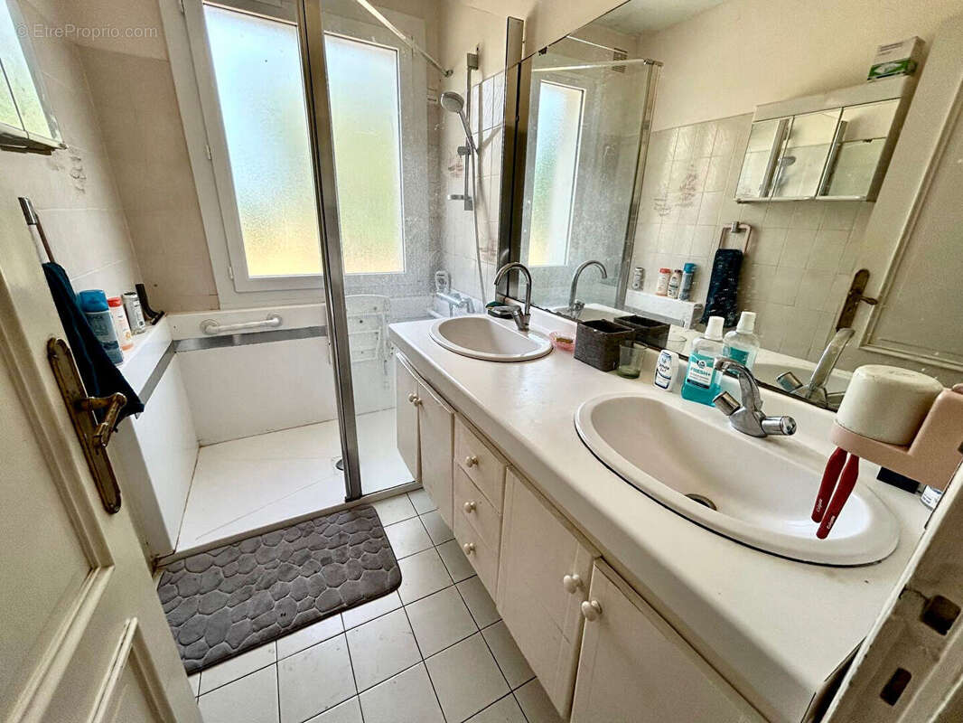 Maison 7 pièces à vendre à Ergué Gabéric - Grand terrain de 5730 m² - photo 8