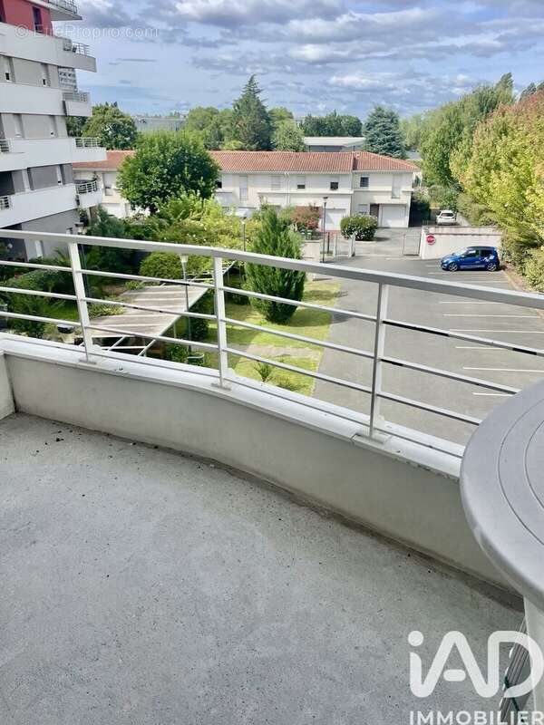Photo 2 - Appartement à LORMONT