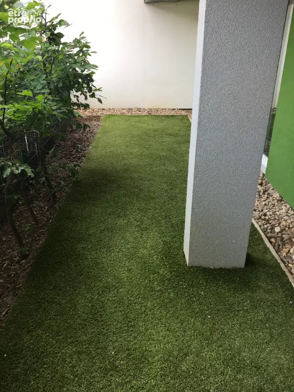 SCY CHAZELLES Résidentiel Bel Appartement de 3 pièces  58,16 M²  JARDIN TER-RASSE 28,90 M²  2 PARKINGS  DPE C - photo 11