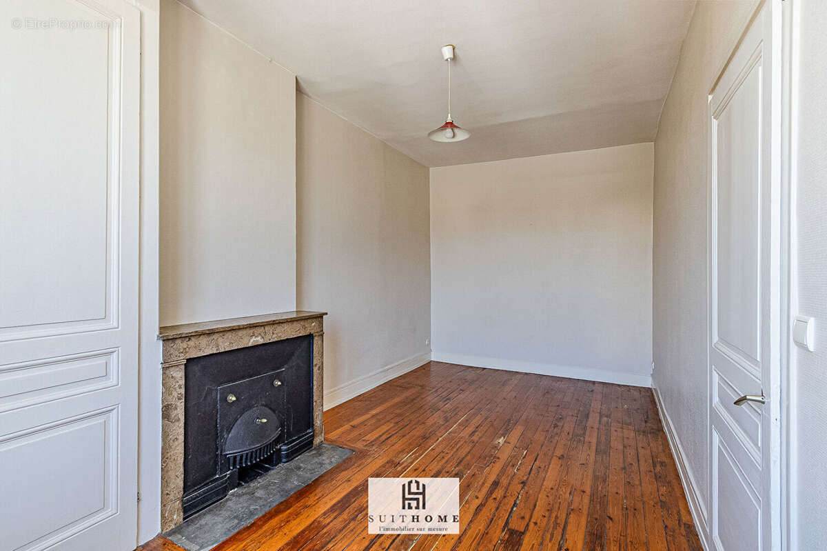 Appartement à LYON-9E