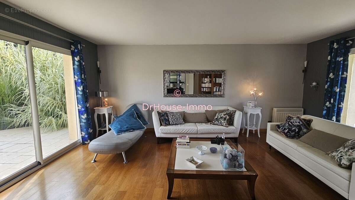 Maison à CHANGE