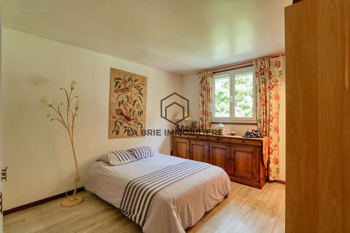 Maison à VILLECRESNES