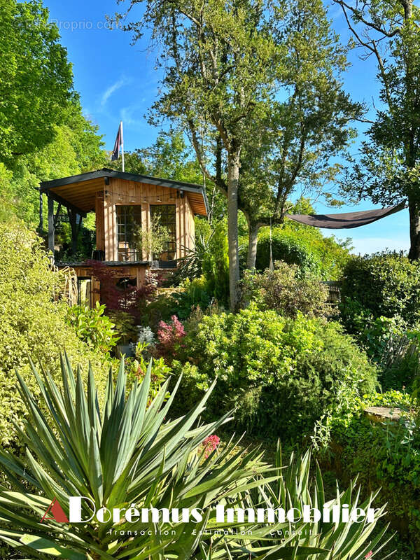 Maison à LATRESNE