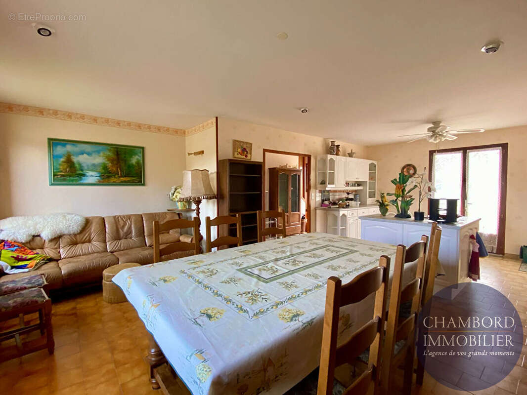 Maison à CHITENAY