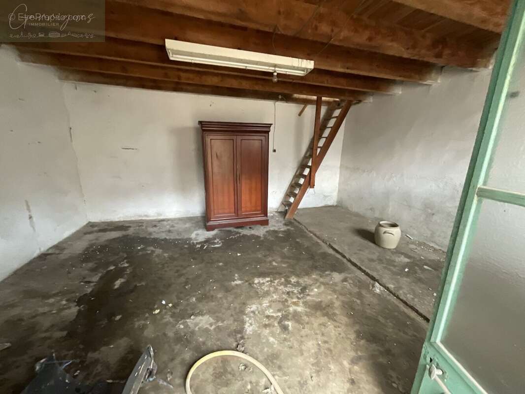 Maison à MILHAUD