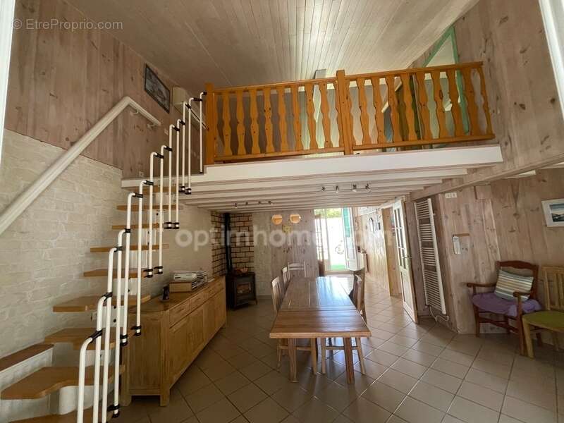 Maison à LE BOIS-PLAGE-EN-RE