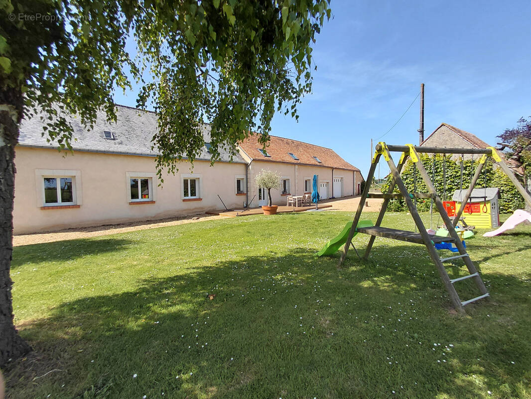 Maison à MAREIL-SUR-LOIR