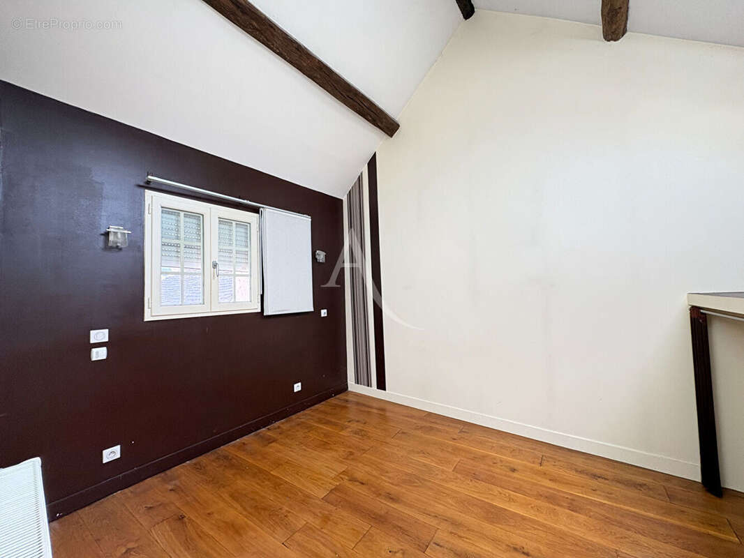 Maison à LE CHATELET-EN-BRIE