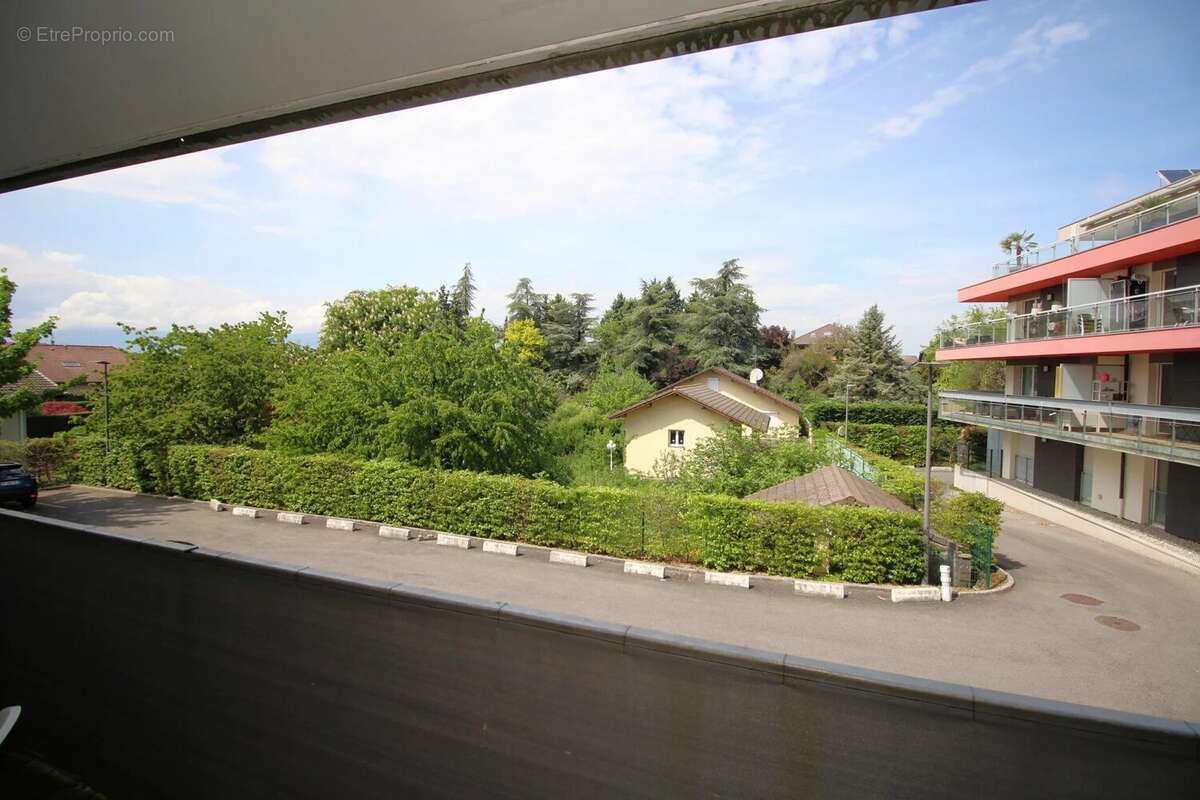 Appartement à DOUVAINE
