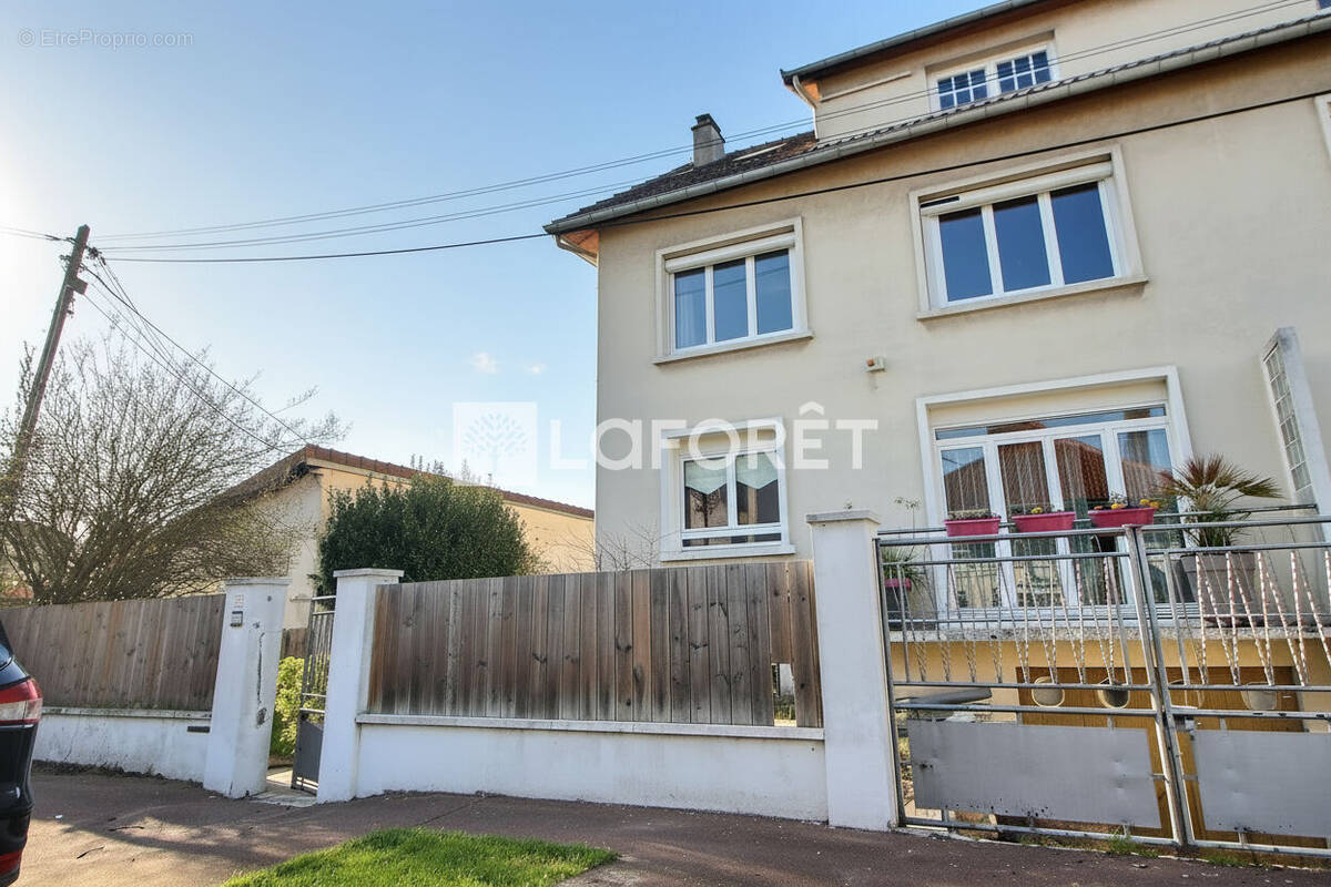 Maison à RUEIL-MALMAISON