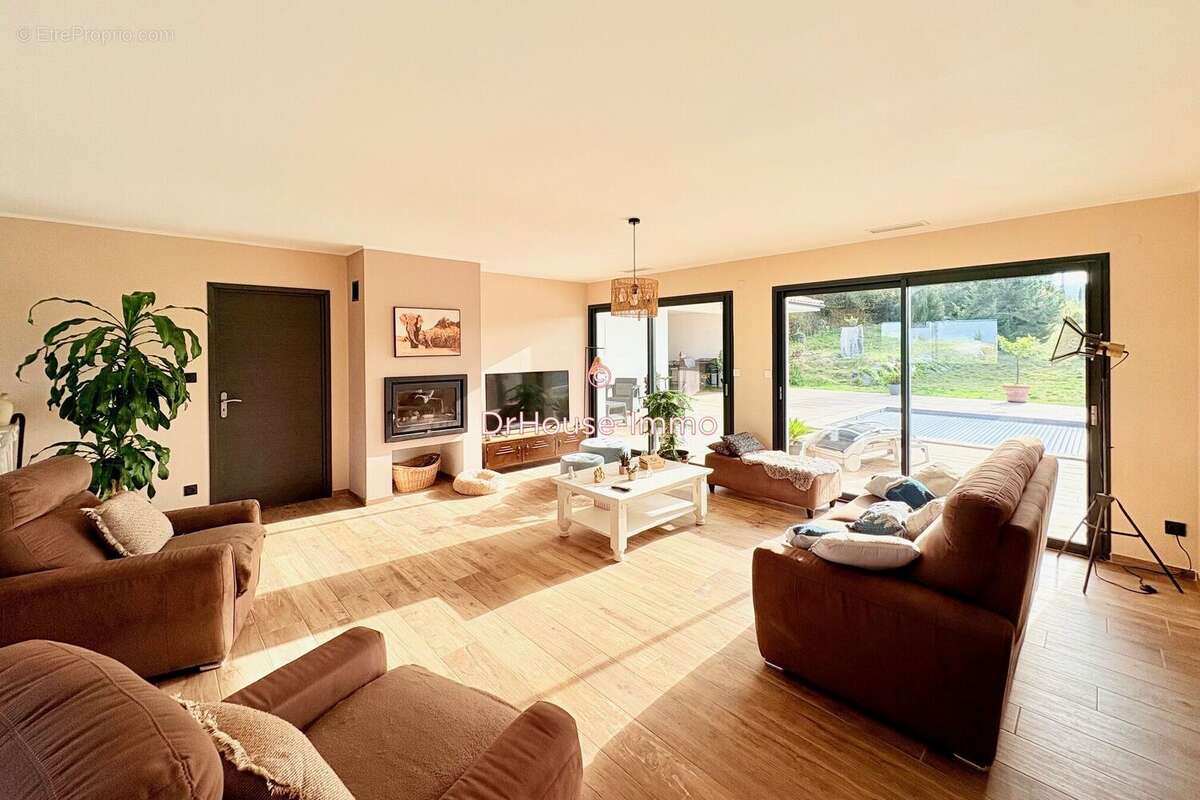 Maison 197 m² à Arzens  - photo 30
