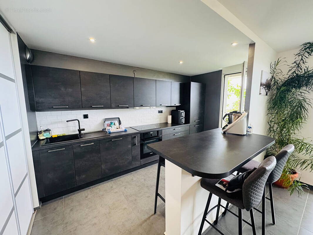 Appartement à SAINT-DENIS