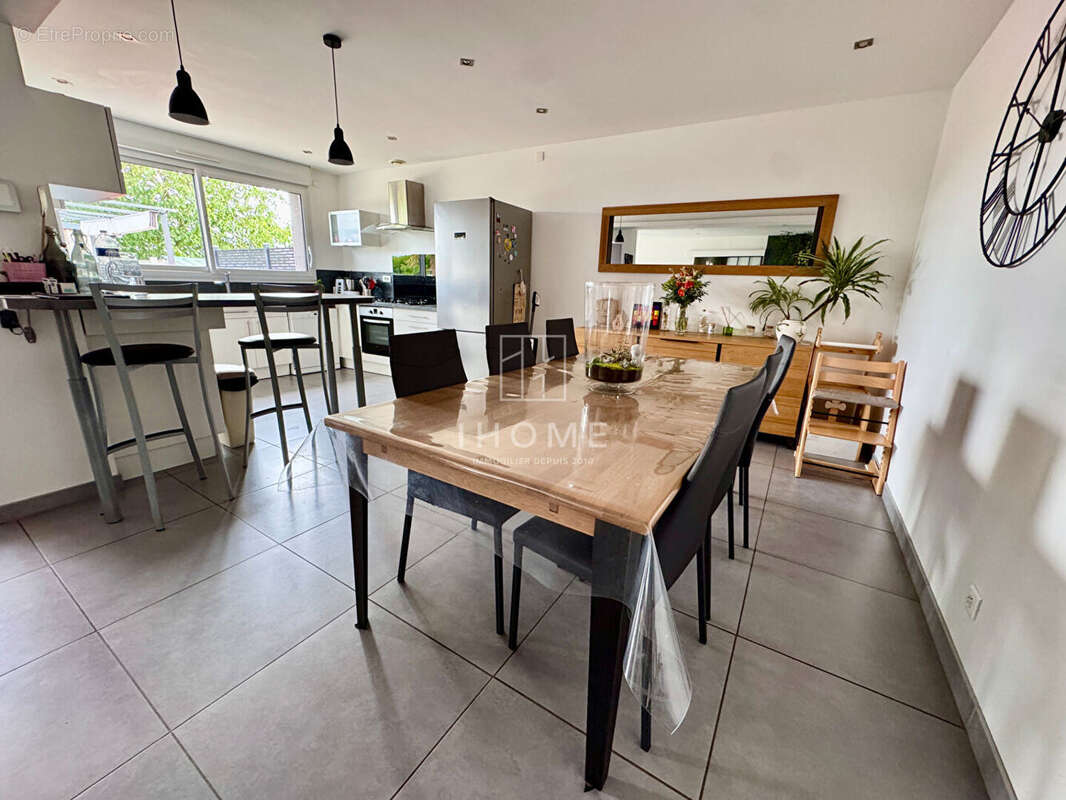 Maison à ROEZE-SUR-SARTHE