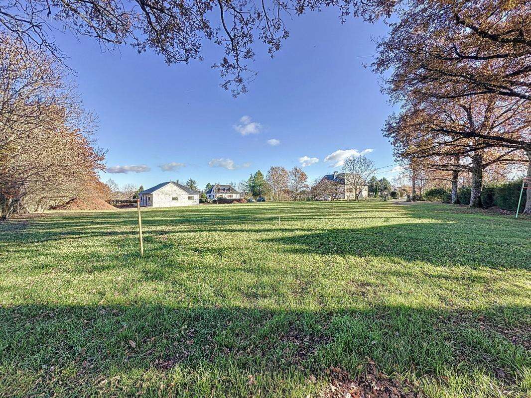 Terrain à AGEN-D&#039;AVEYRON