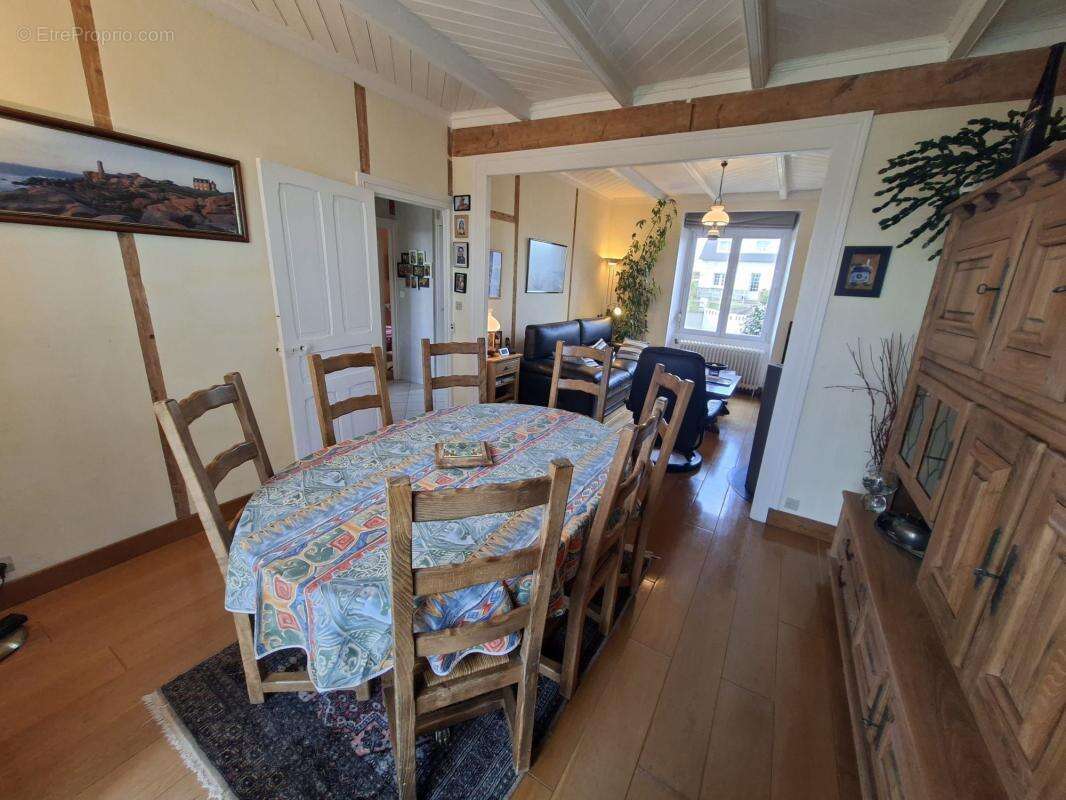 Plouézoch – Dourduff-en-Mer – Maison 137 m² avec vue dégagée, proche mer - photo 6