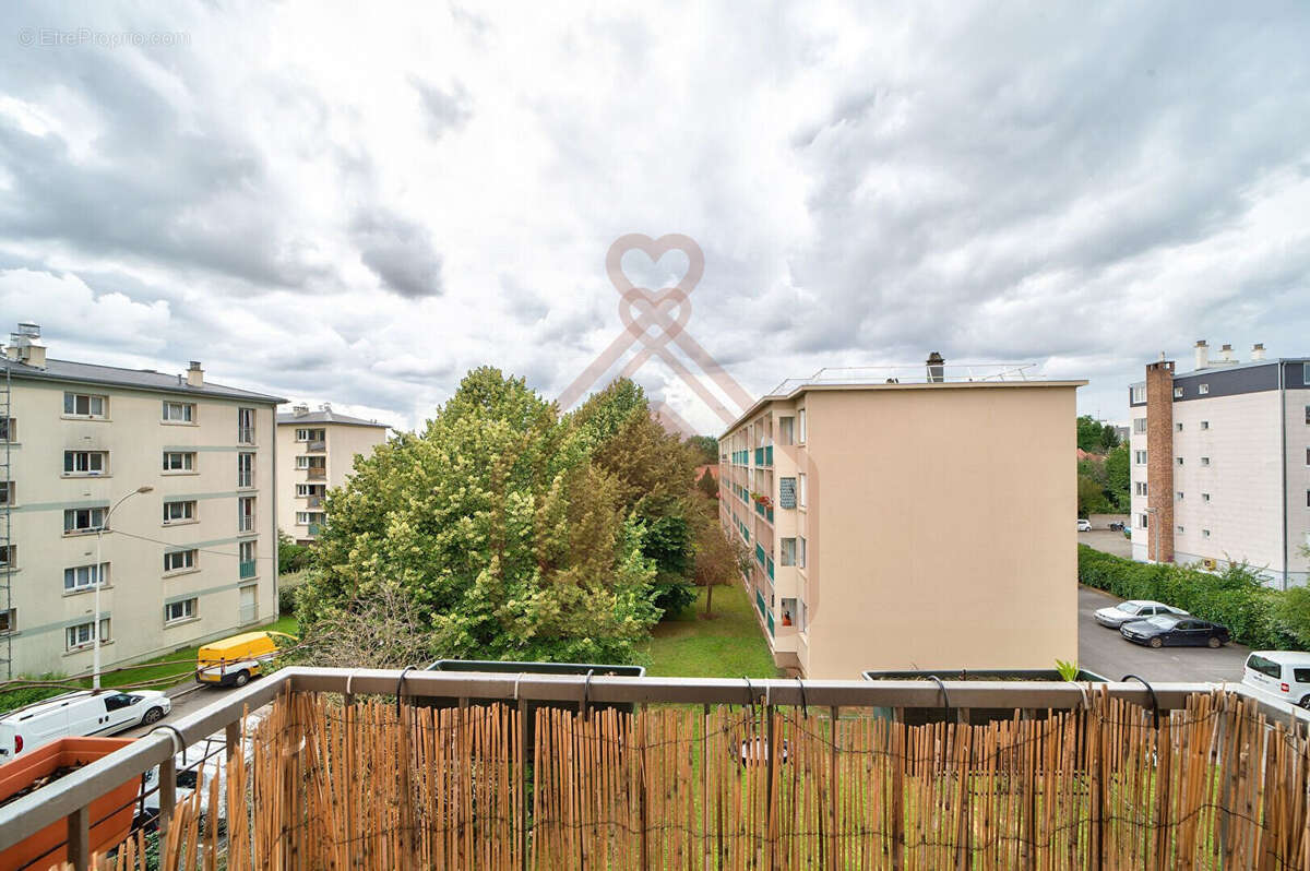 Appartement à VILLEJUIF