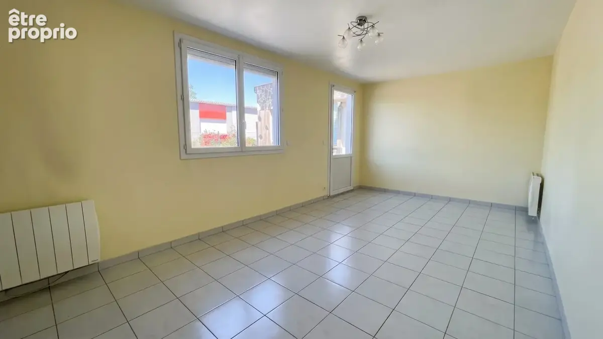 Maison 83 m² à Chateaubourg  - photo 7