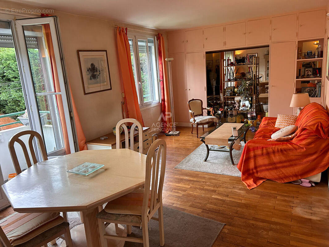 Appartement à MAISONS-LAFFITTE