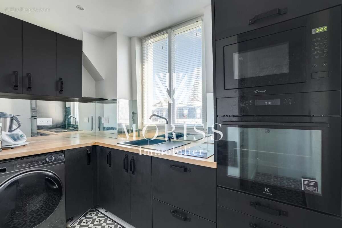Appartement à PARIS-11E