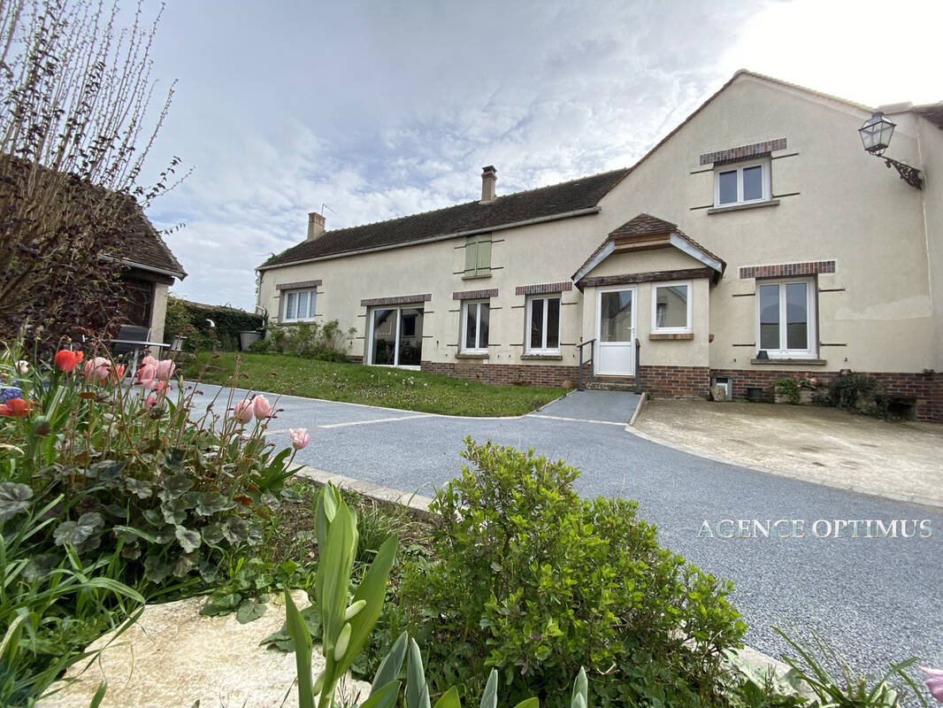 Maison à VILLEBLEVIN