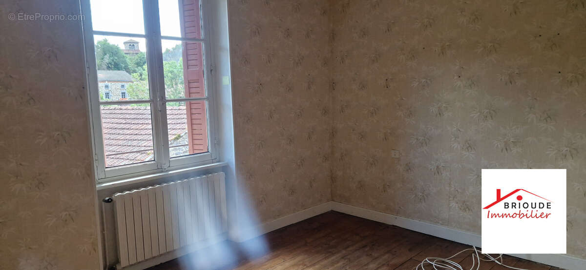 Maison à PAULHAGUET