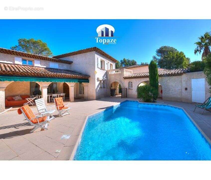 Maison à SAINT-RAPHAEL