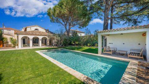 Maison à SAINT-REMY-DE-PROVENCE