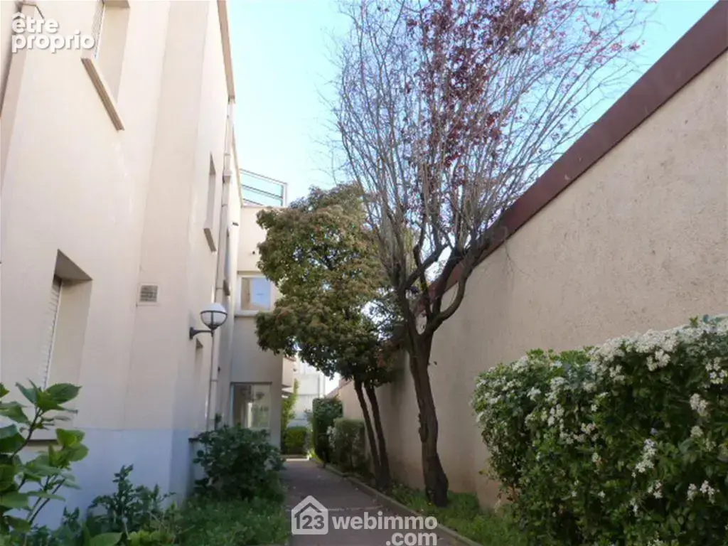 Agréable apartement 1 pièce avec mezzanine, de 30.70m2 au sol (25.45m2 Carrez)