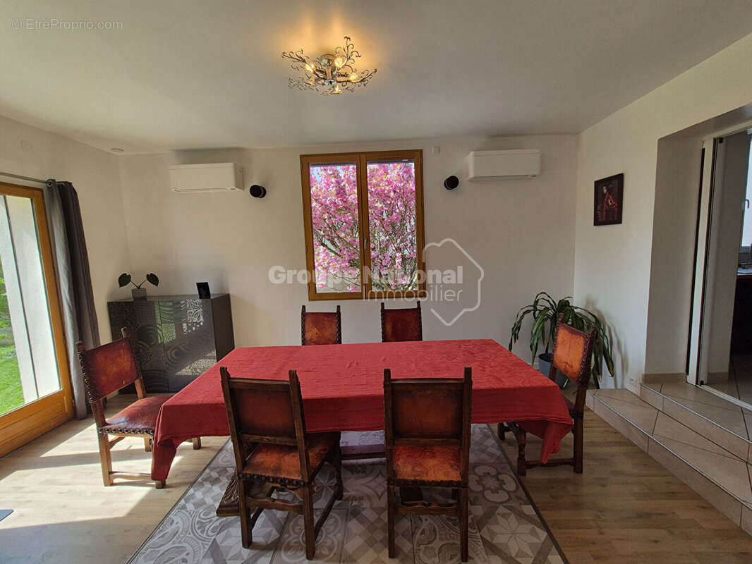 Maison à SAINT-CREPIN-IBOUVILLERS