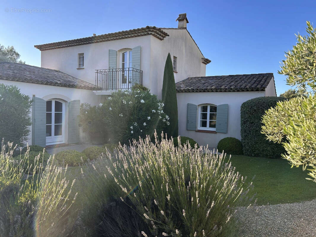 Maison à MALLEMORT