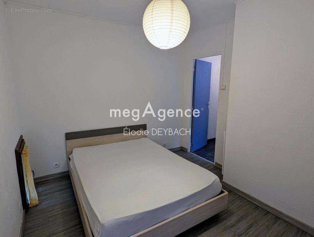 Maison à SERVIES-EN-VAL