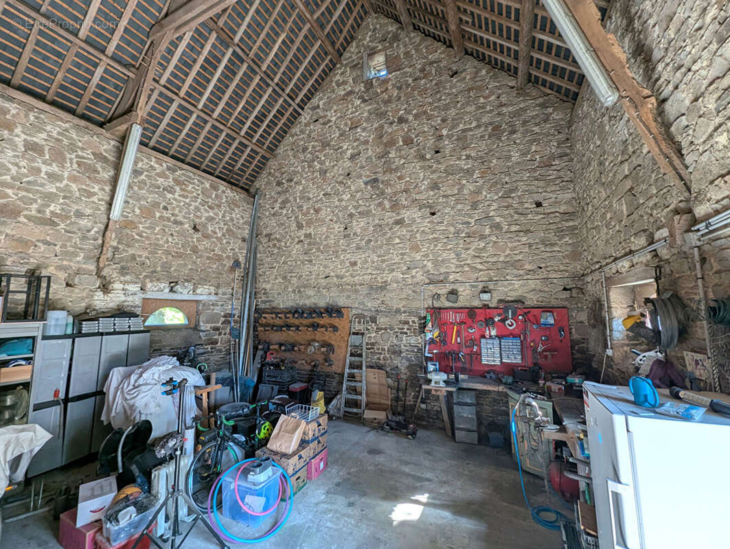 Maison à BAGUER-PICAN