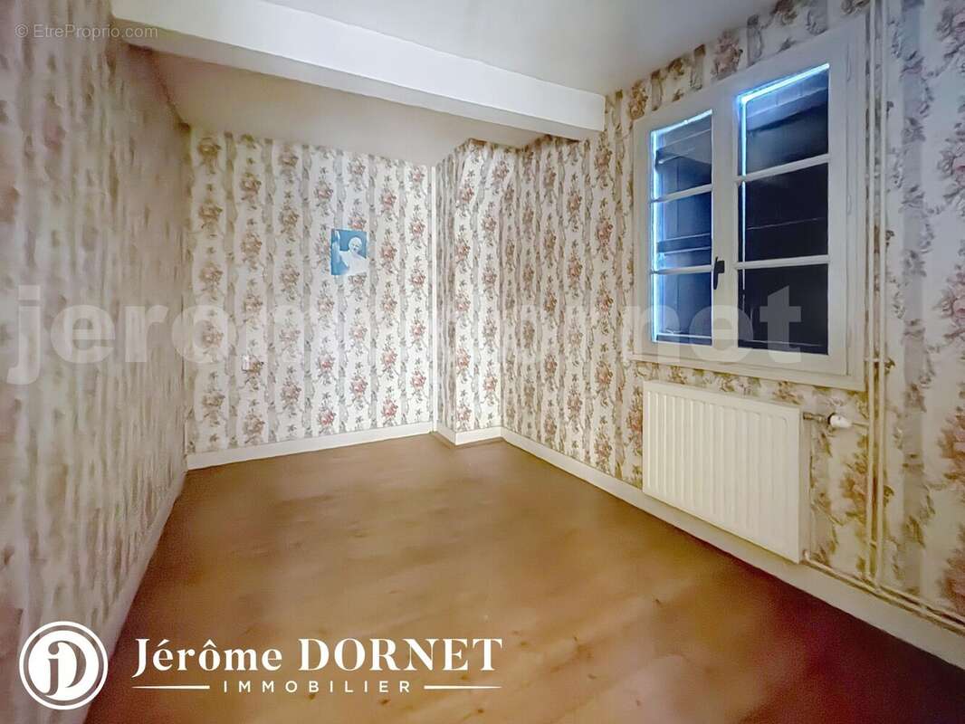 moug_00007 - Maison à GRANDVILLIERS