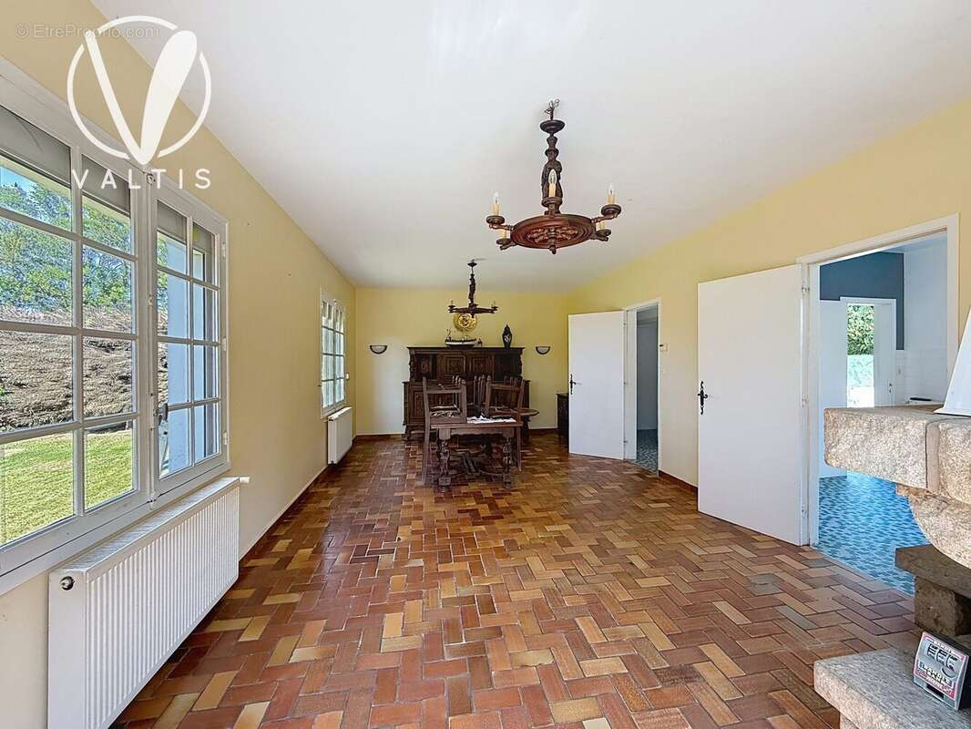 Maison 123 m² à Saint-Cast-Le-Guildo  - photo 3