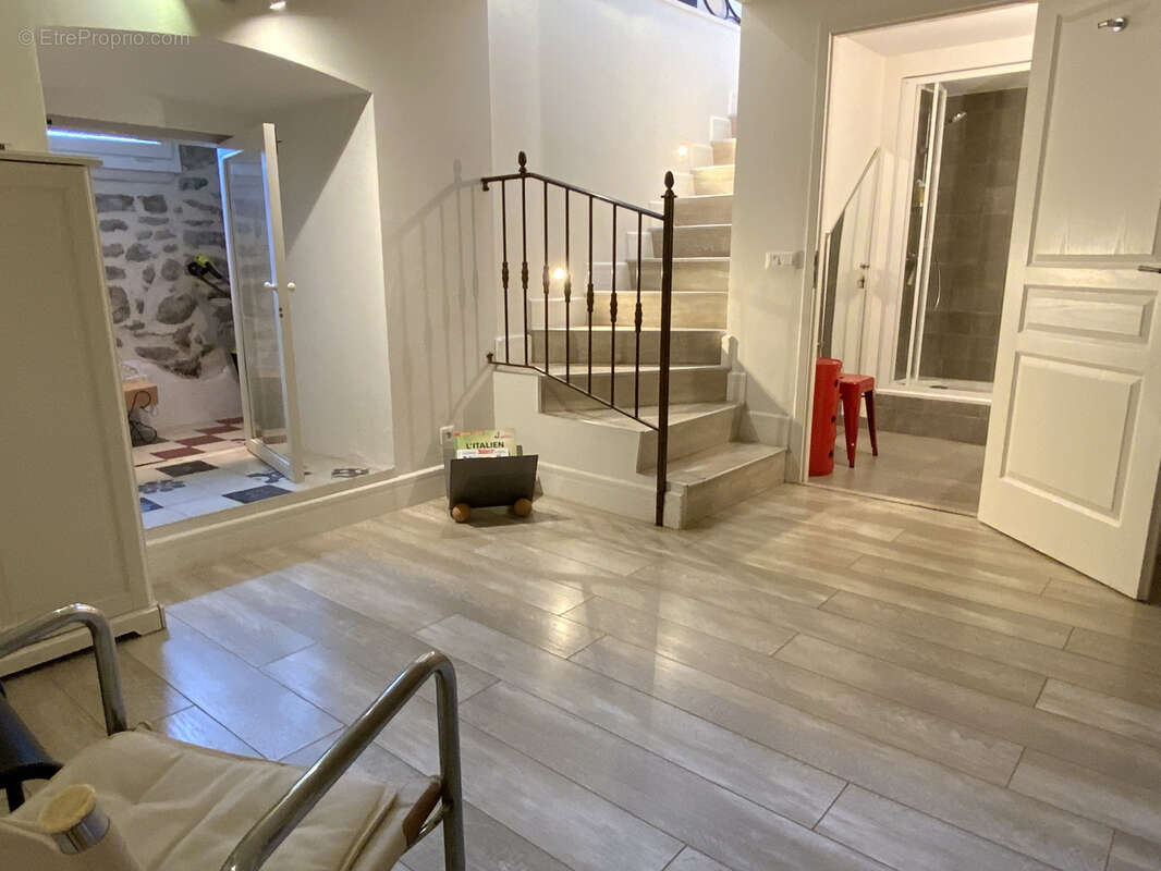 Appartement à CHENS-SUR-LEMAN
