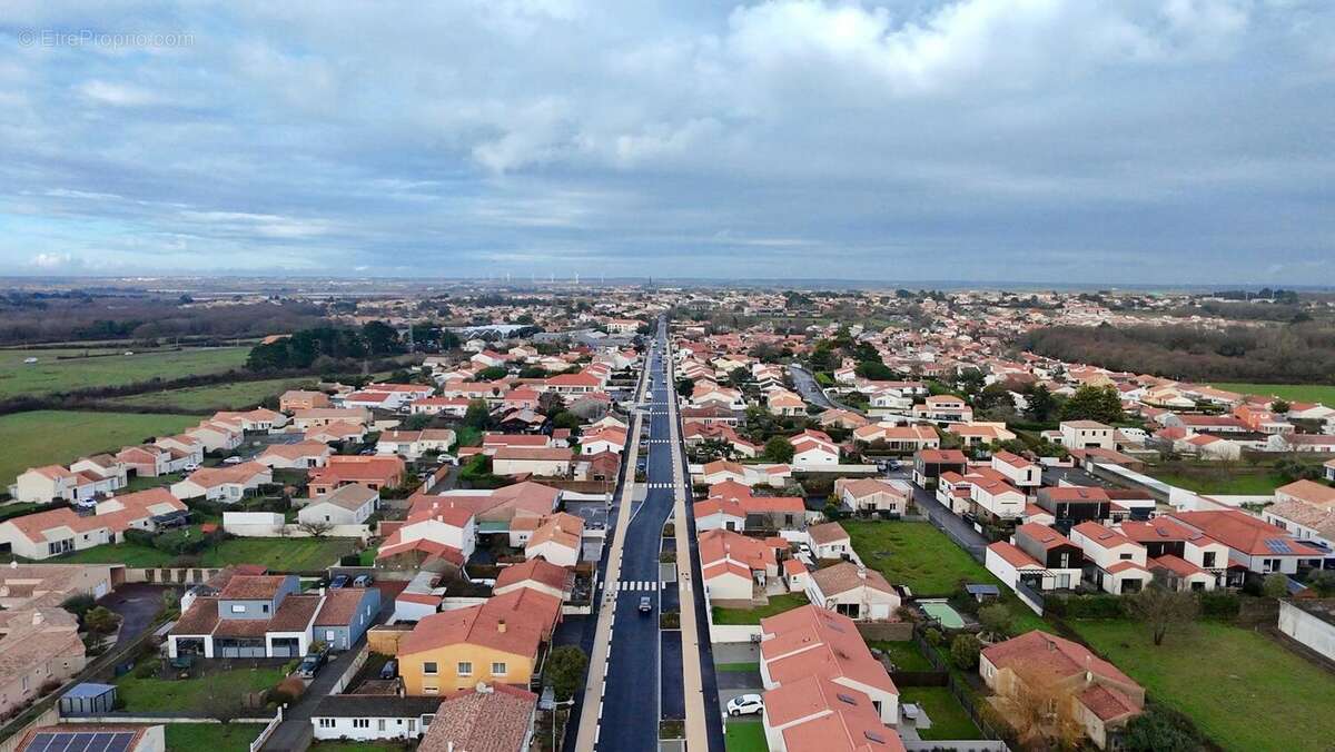 Photo 2 - Commerce à L'ILE-D'OLONNE