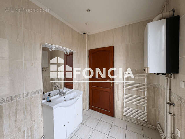Appartement à CHARLEVILLE-MEZIERES