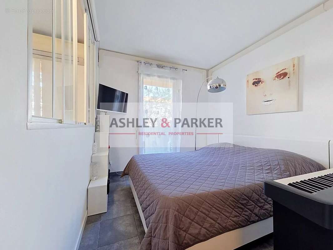 Appartement à SAINT-MARTIN-DU-VAR
