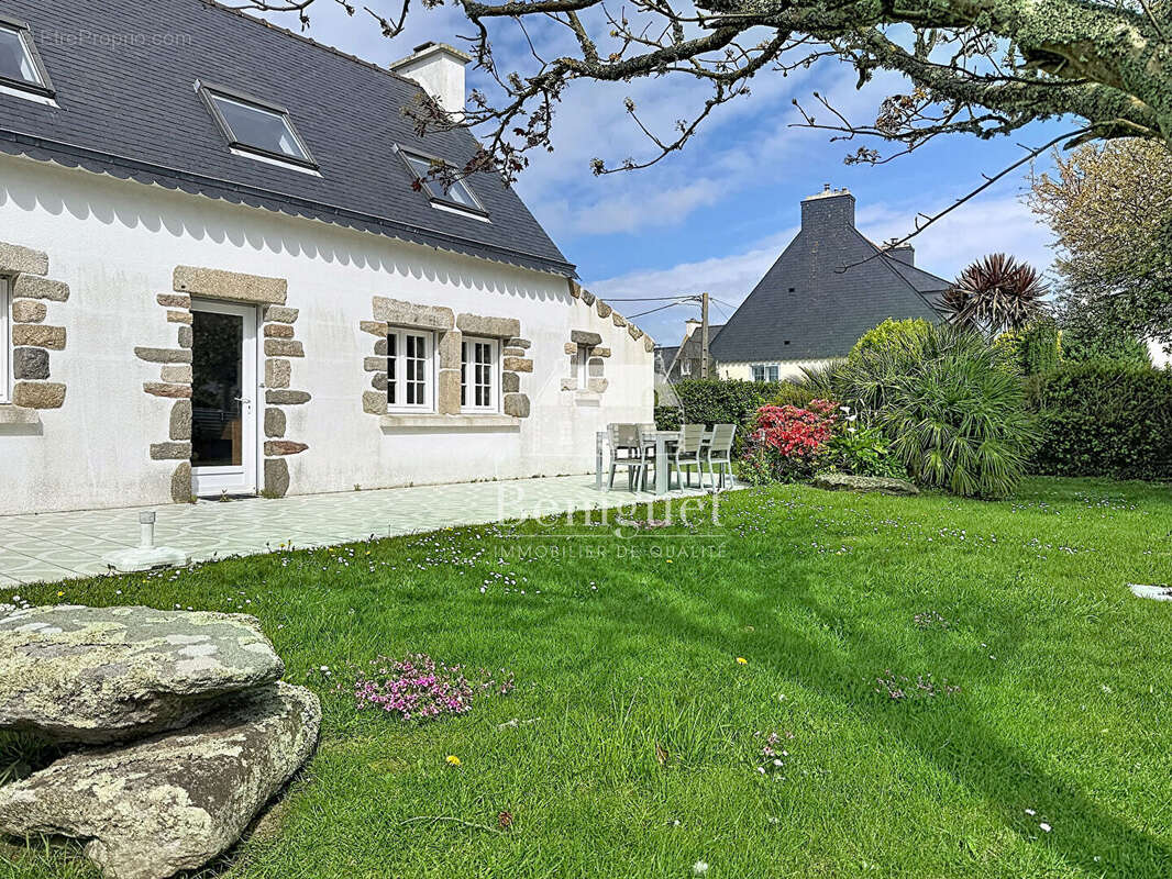 Maison à PLOUGUIN
