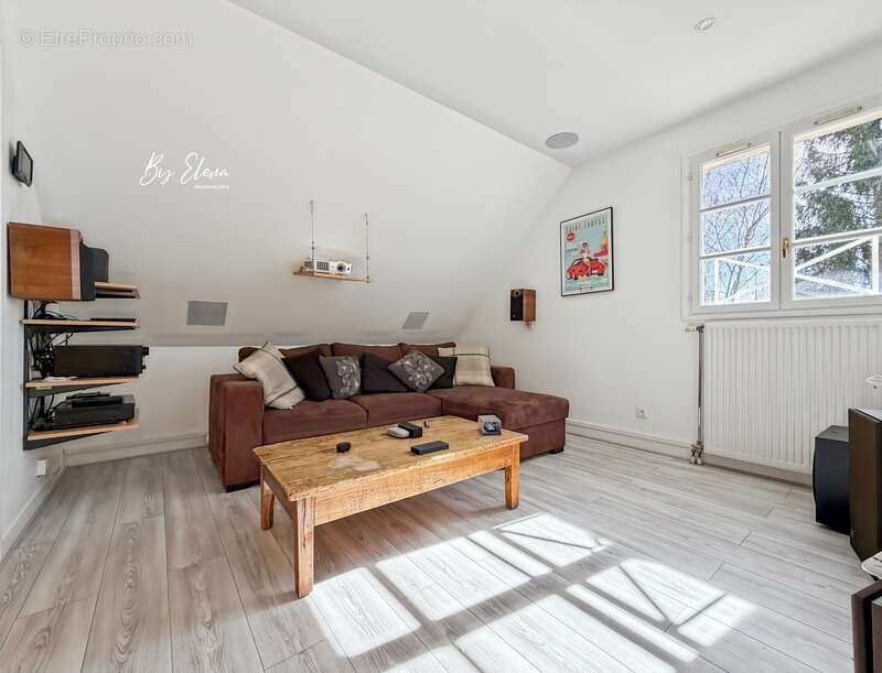 Maison à CLAYE-SOUILLY